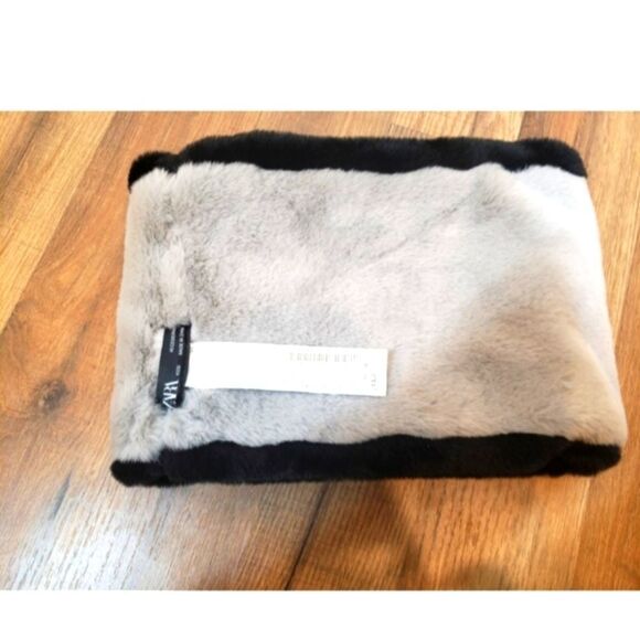 NWT Zara Girls Two-Tone Faux Fur SNOOD SCARF - Picture 4 of 5